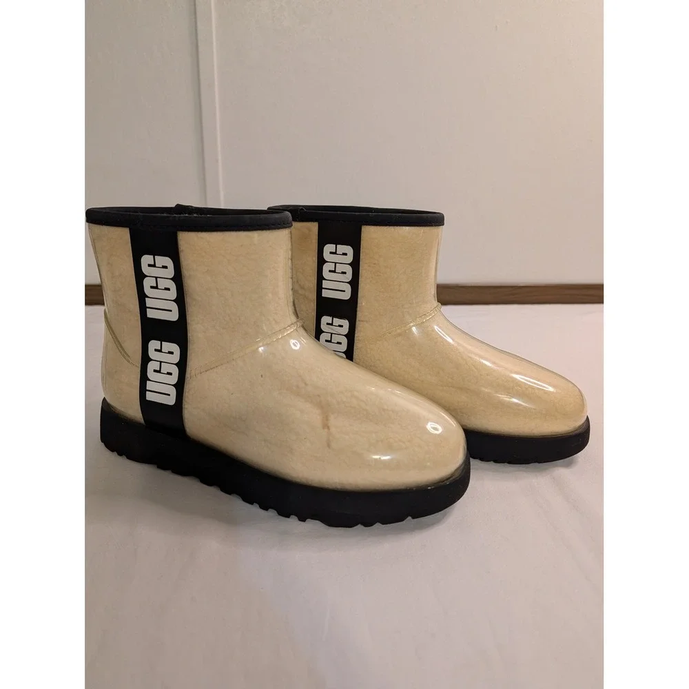 UGG Classic Clear Mini Sherpa Lined Black Waterproof Ankle Boots  Womens 7